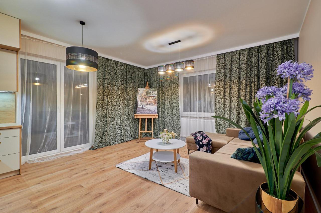 Apartament Z Ogrodem ピワ エクステリア 写真