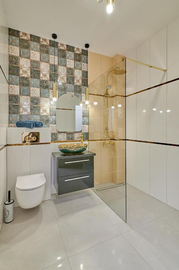 Apartament Z Ogrodem ピワ エクステリア 写真