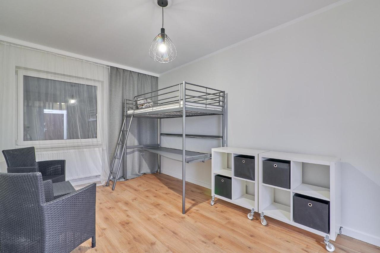 Apartament Z Ogrodem ピワ エクステリア 写真
